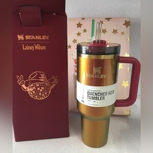 Lainey Wilson . STANLEY